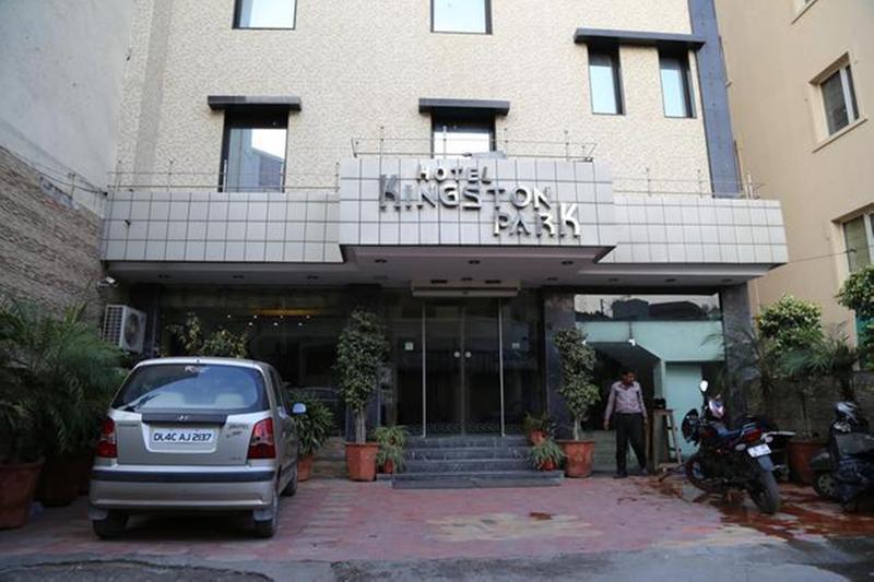 Hotel Kingston Park New Delhi Exterior photo